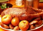 Stewed duck with apples and more