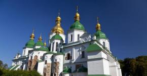 De ældste kirker i Rusland og rundt om i verden